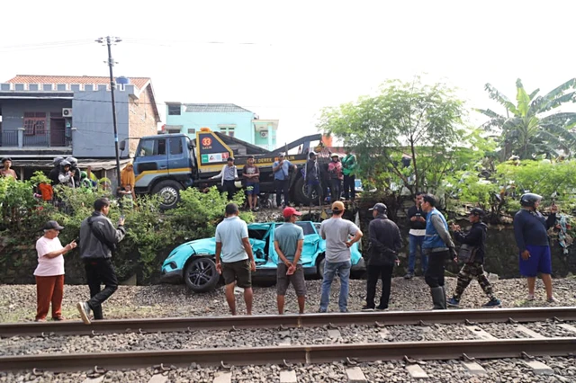 Wamensos Apresiasi Kudus & Garut Percepat Pembangunan Sekolah Rakyat Permanen